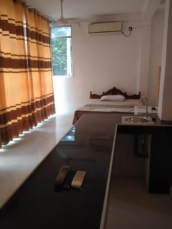 Qiqi Airport Villa Katunayaka Ngoại thất bức ảnh